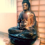 Où poser à côté d’un Bouddha à Paris