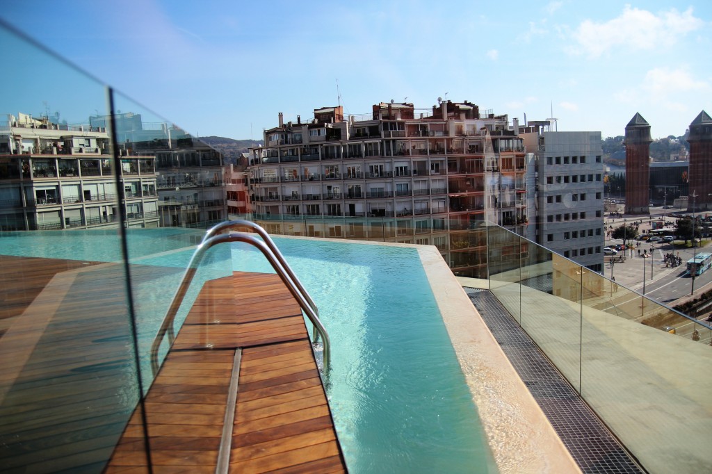 Bhotel_hotel_design_barcelone_piscine_toit_pascher_selection_splendia