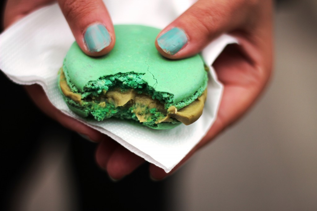 macaron pistache fourre au macha
