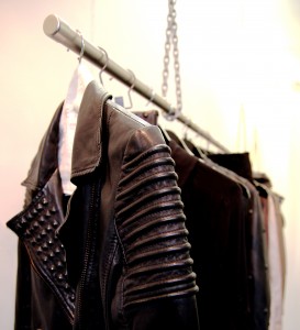 VESTE CUIR CREATEUR NUE 19.04