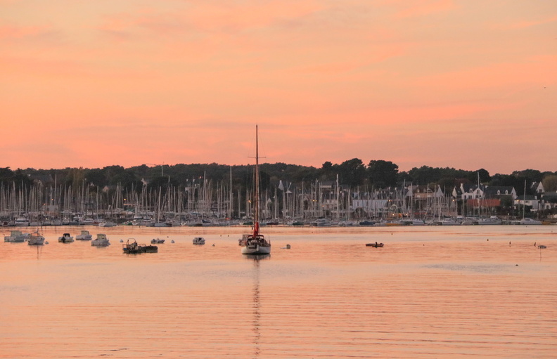 Coucher de soleil sur la Trinite sur Mer